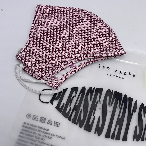 Ted Baker Other - TED BAKER LONDON Reversible Reusable FACE MASK
NWT
OS